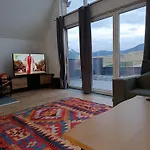 Шале Peak Vista A-frame *